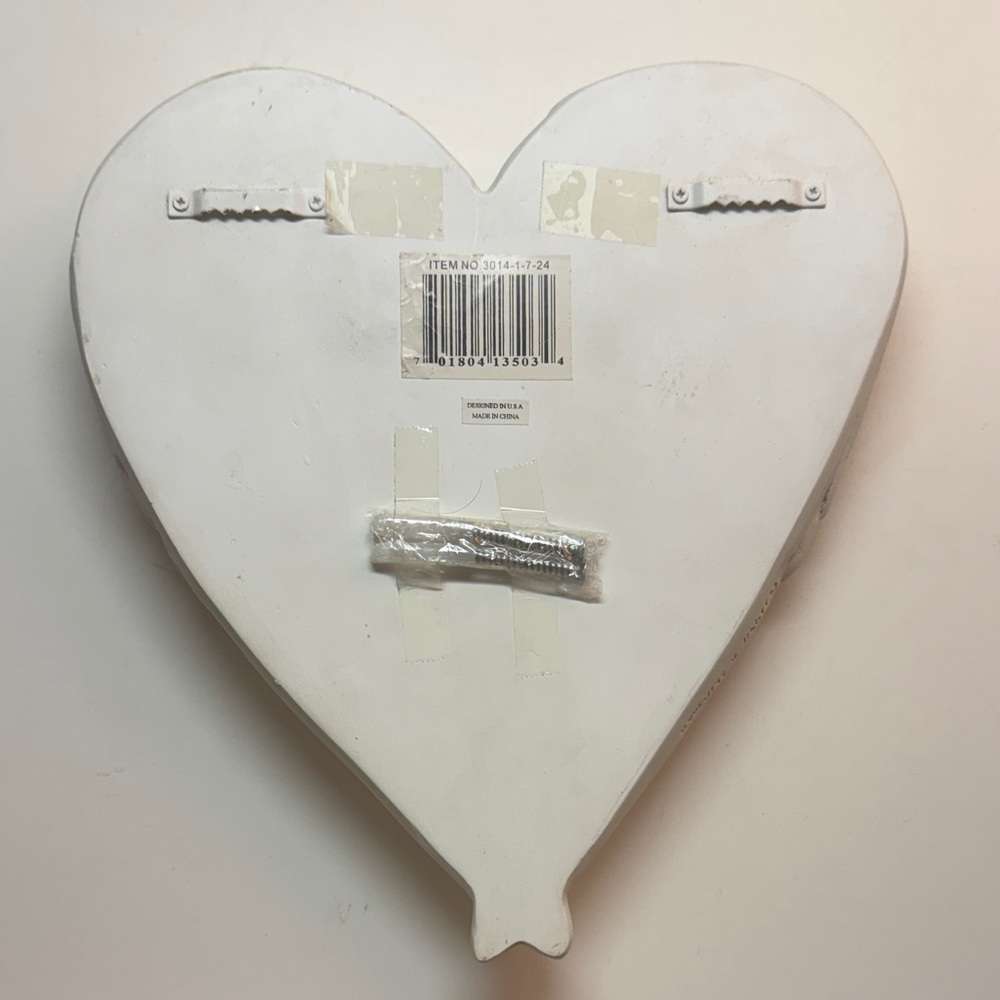White Angel Wings Heart Wall Plaque - Picture 3 of 3